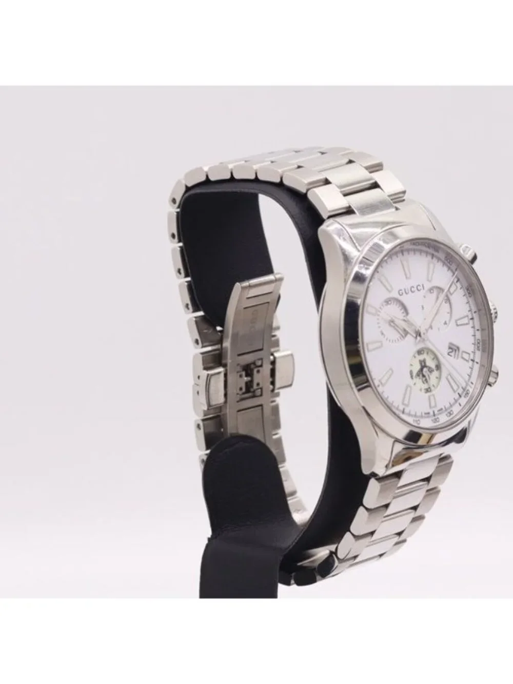 Gucci Timeless Chronograph 126.4 Quartz Date White Dial Watch